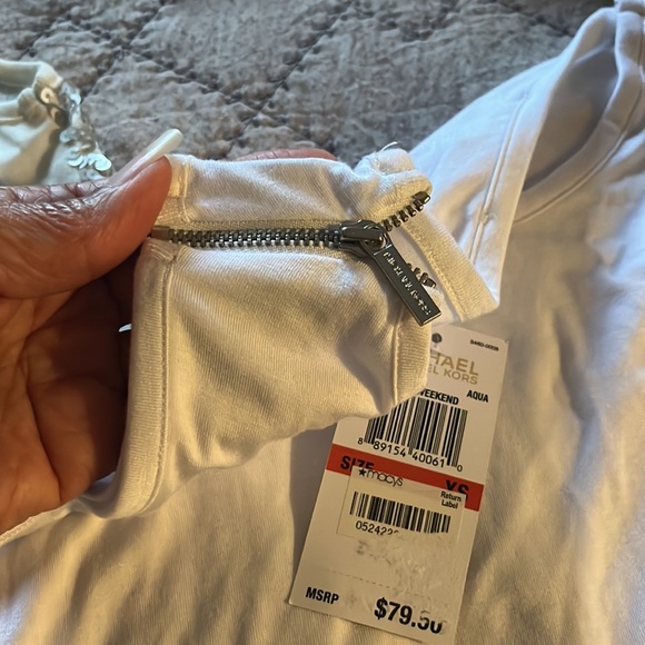 Soft , fun , light, covers hips - Picture 2 of 3